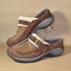 COPY - * MERRELL Encore Buckle Puff Cocoa Shearling Mule